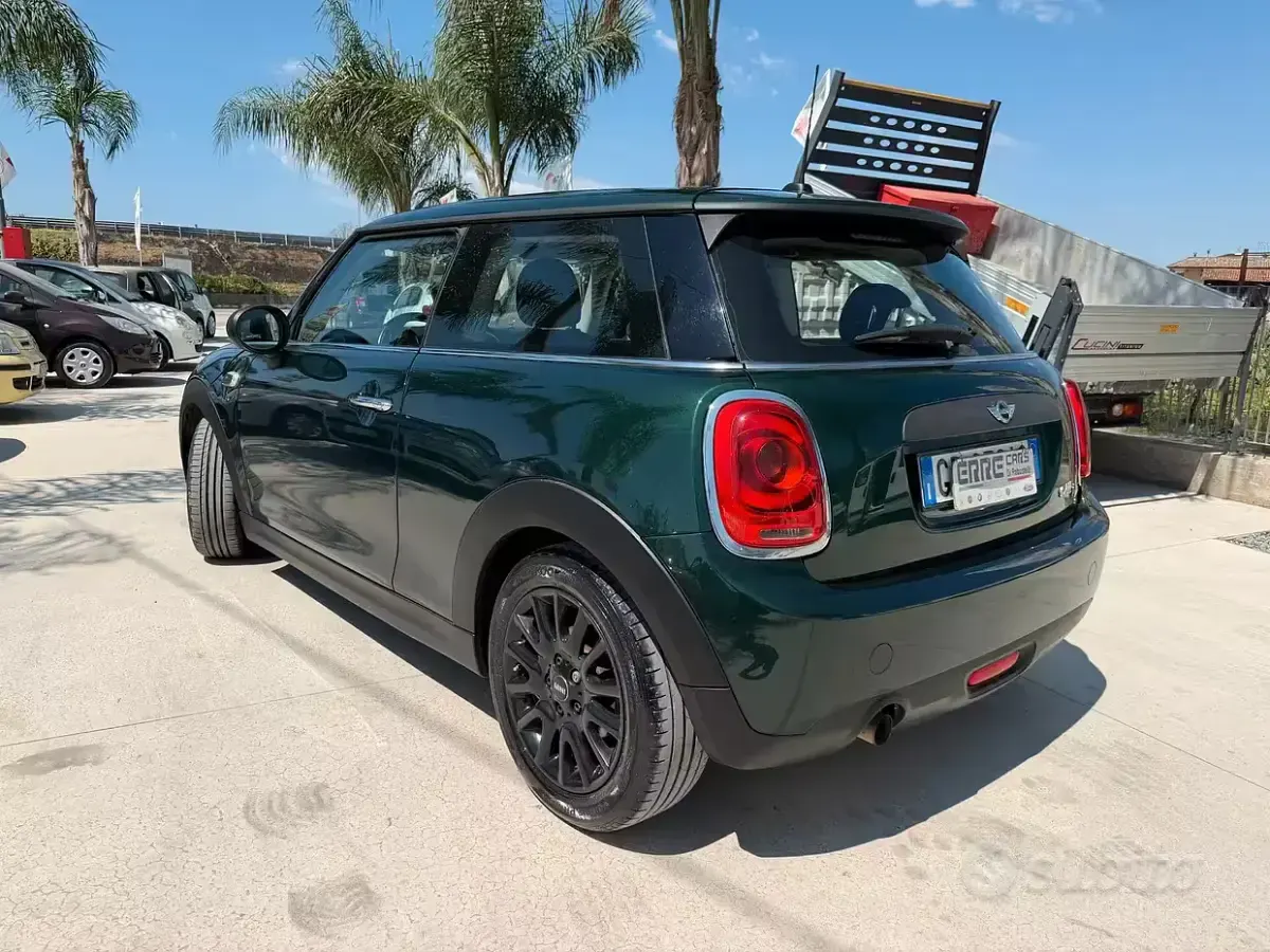 Usata Mini One D 95 CV (69 kW) 2017 Verde Utilitaria