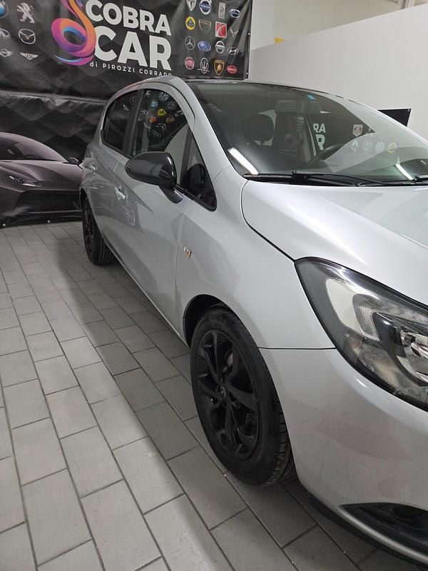 Usata Opel Corsa 95 CV (69 kW) 2016 Grigio Berlina