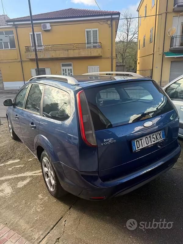 Usata Ford Focus 108 CV (79 kW) 2008 Blu Station wagon
