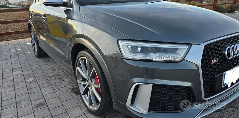 Grigio Usata 2016 Audi RS Q3 SUV | 33.000 € (Ottimo prezzo) - Immagine 1/4