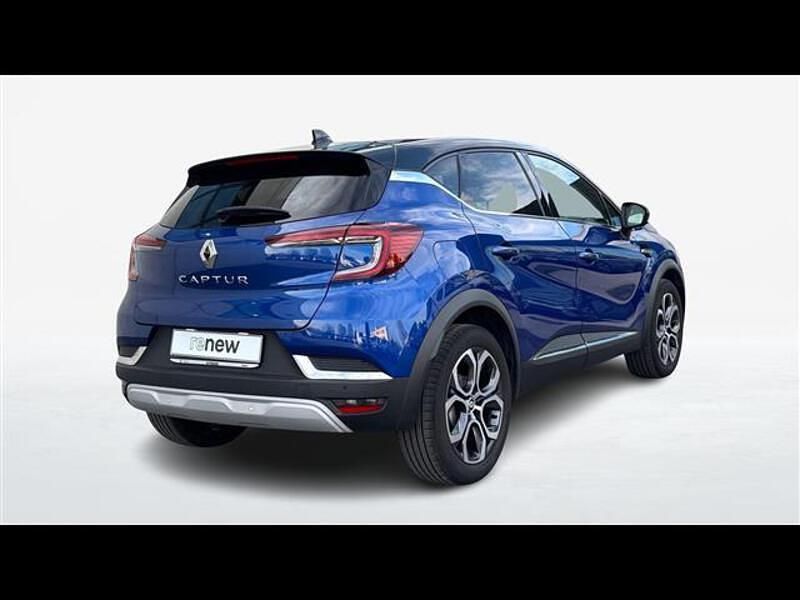 Usata Renault Captur Intens 100 CV (73 kW) 2023 Blu chiaro SUV