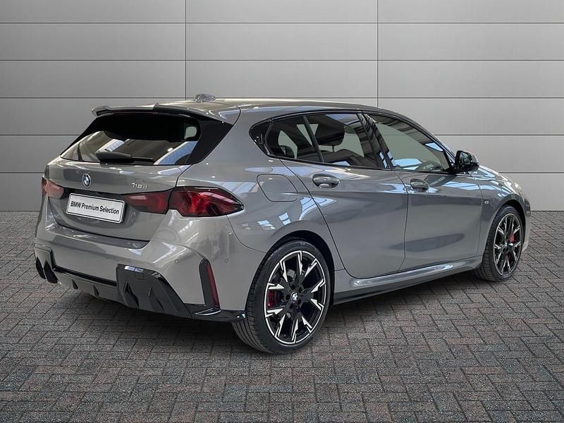 Gebraucht BMW 118 M Sport 150 PS (110 kW) 2025 Grau Kleinwagen