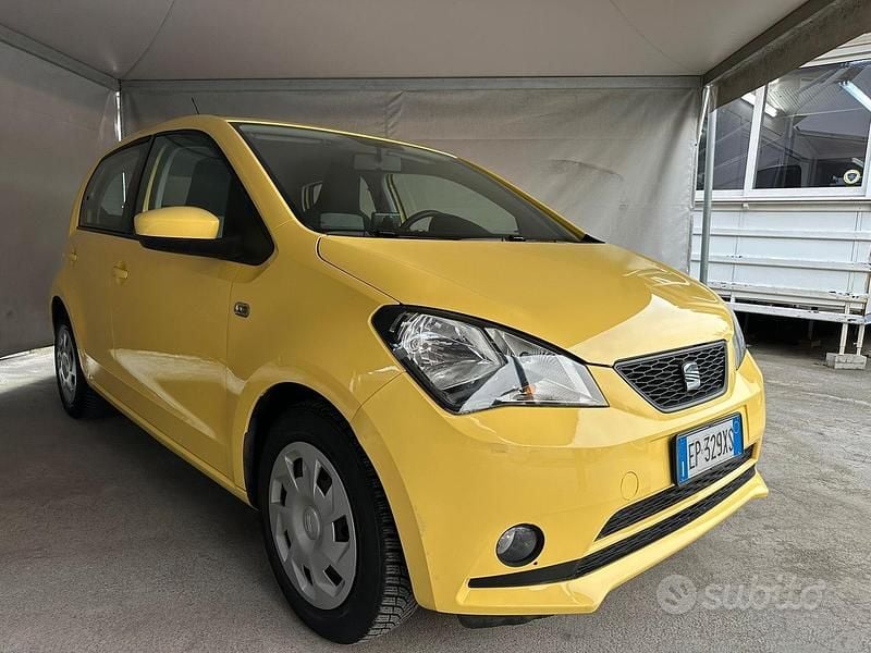 Usata Seat Mii Style 60 CV (44 kW) 2013 Giallo Utilitaria