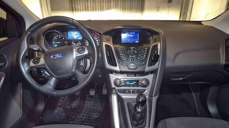 Usata Ford Focus Titanium 90 CV (66 kW) 2011 Berlina