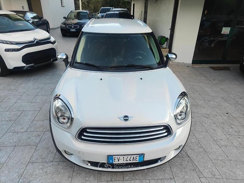 Usata Mini ONE 90 CV (66 kW) 2014 Bianco Utilitaria