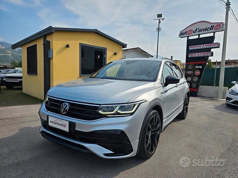 Usata VW Tiguan R-line 150 CV (110 kW) 2022 Grigio SUV