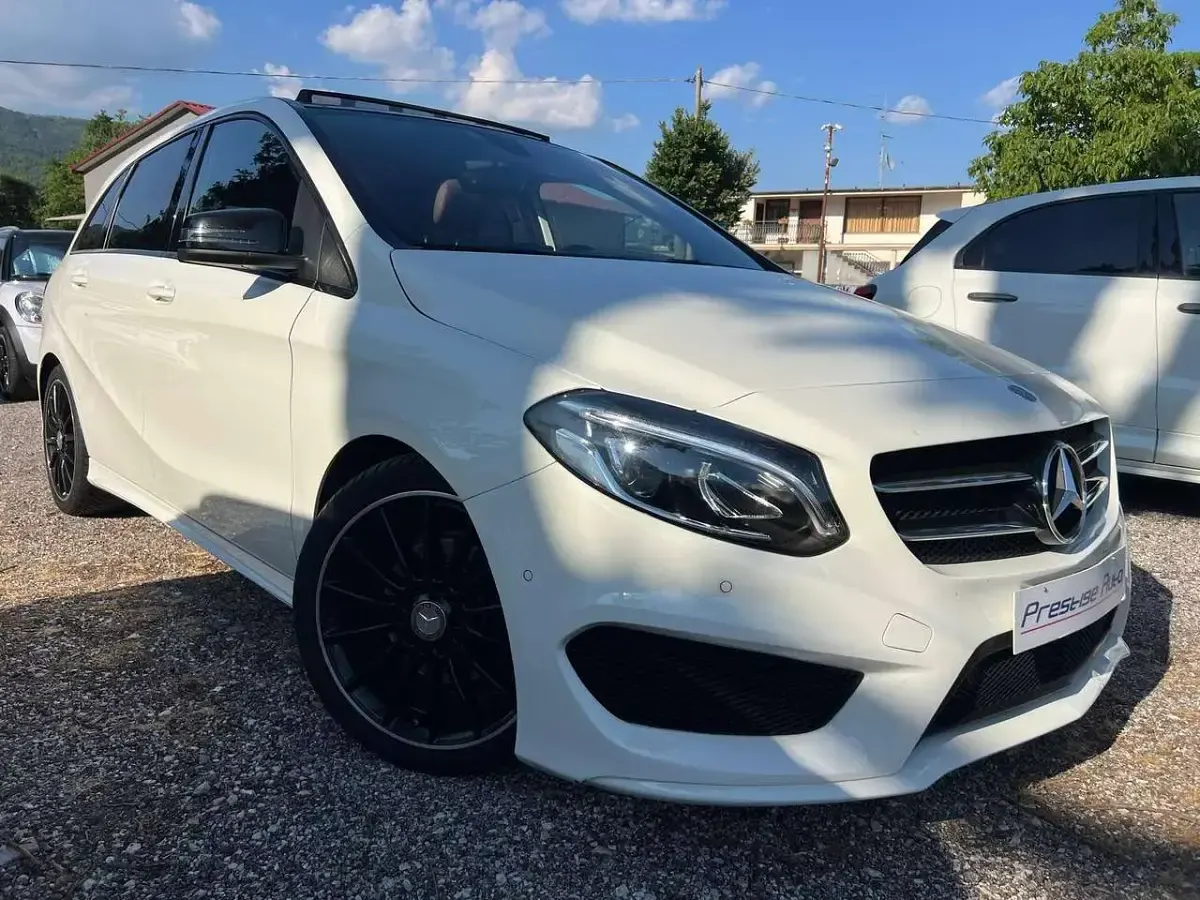 Usata Mercedes B200 AMG 136 CV (100 kW) 2015 Bianco Utilitaria