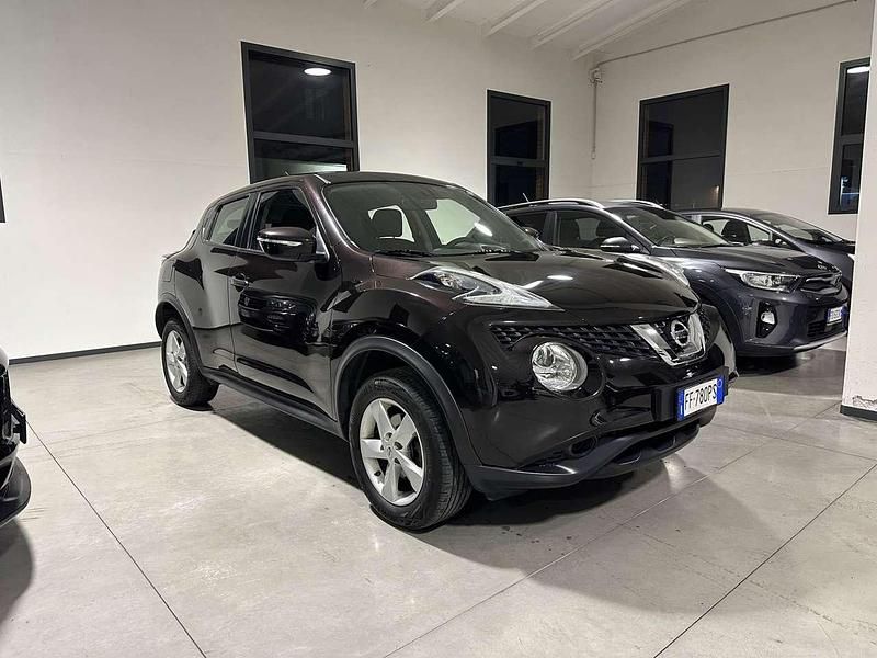 Viola Usata 2015 Nissan Juke Tekna SUV | 8300 € (Buon prezzo) - Immagine 1/4
