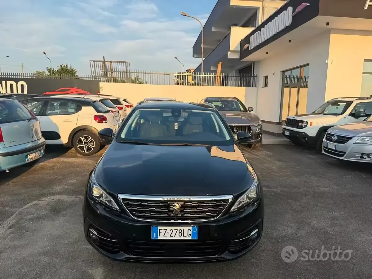 Usata Peugeot 308 GT-line 131 CV (96 kW) 2019 Nero Station wagon