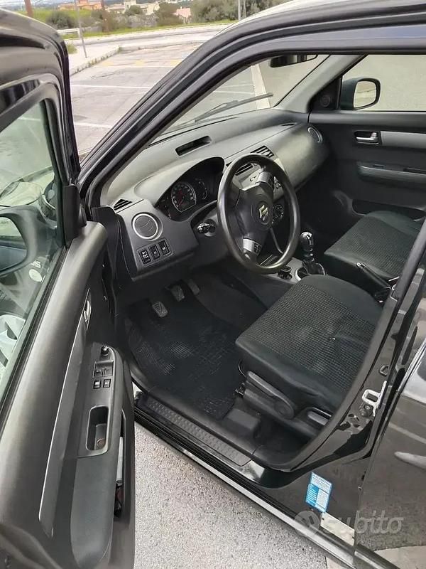 Usata Suzuki Swift 2005 Nero Utilitaria