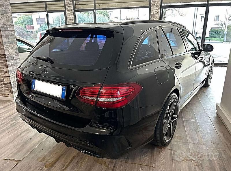 Usata Mercedes C220 Premium 194 CV (142 kW) 2019 Nero Station wagon