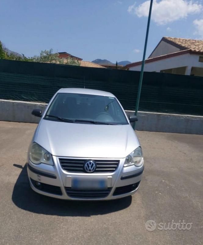 Usata VW Polo 69 CV (50 kW) 2008 Grigio Utilitaria