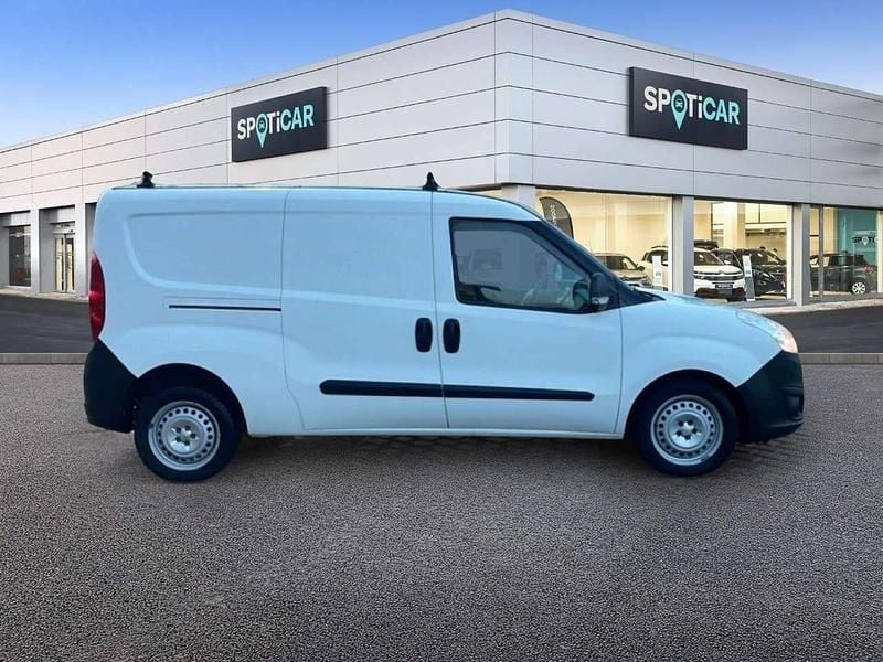 Usata Opel Combo S 102 CV (75 kW) 2018 Bianco Furgone