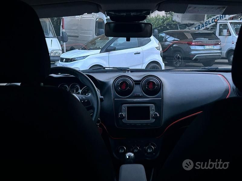 Usata Alfa Romeo MiTo 80 CV (58 kW) 2018 Blu Utilitaria