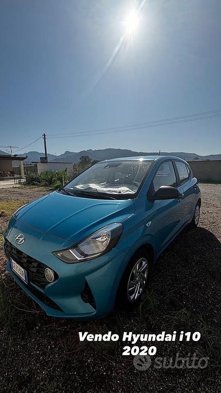 Blu Usata 2020 Hyundai i10 Due volumi | 13.500 € (Molto cara) - Immagine 1/4