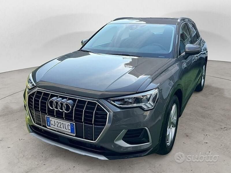 Usata Audi Q3 Advanced 149 CV (109 kW) 2022 Grigio SUV