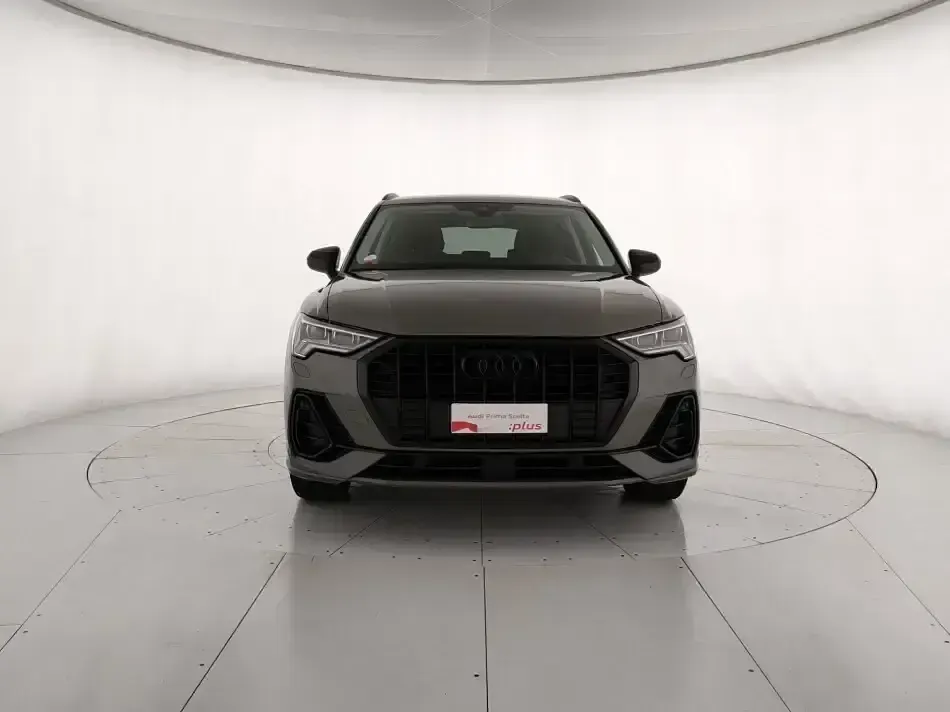 Usata Audi Q3 S-Line 150 CV (110 kW) 2022 Grigio SUV