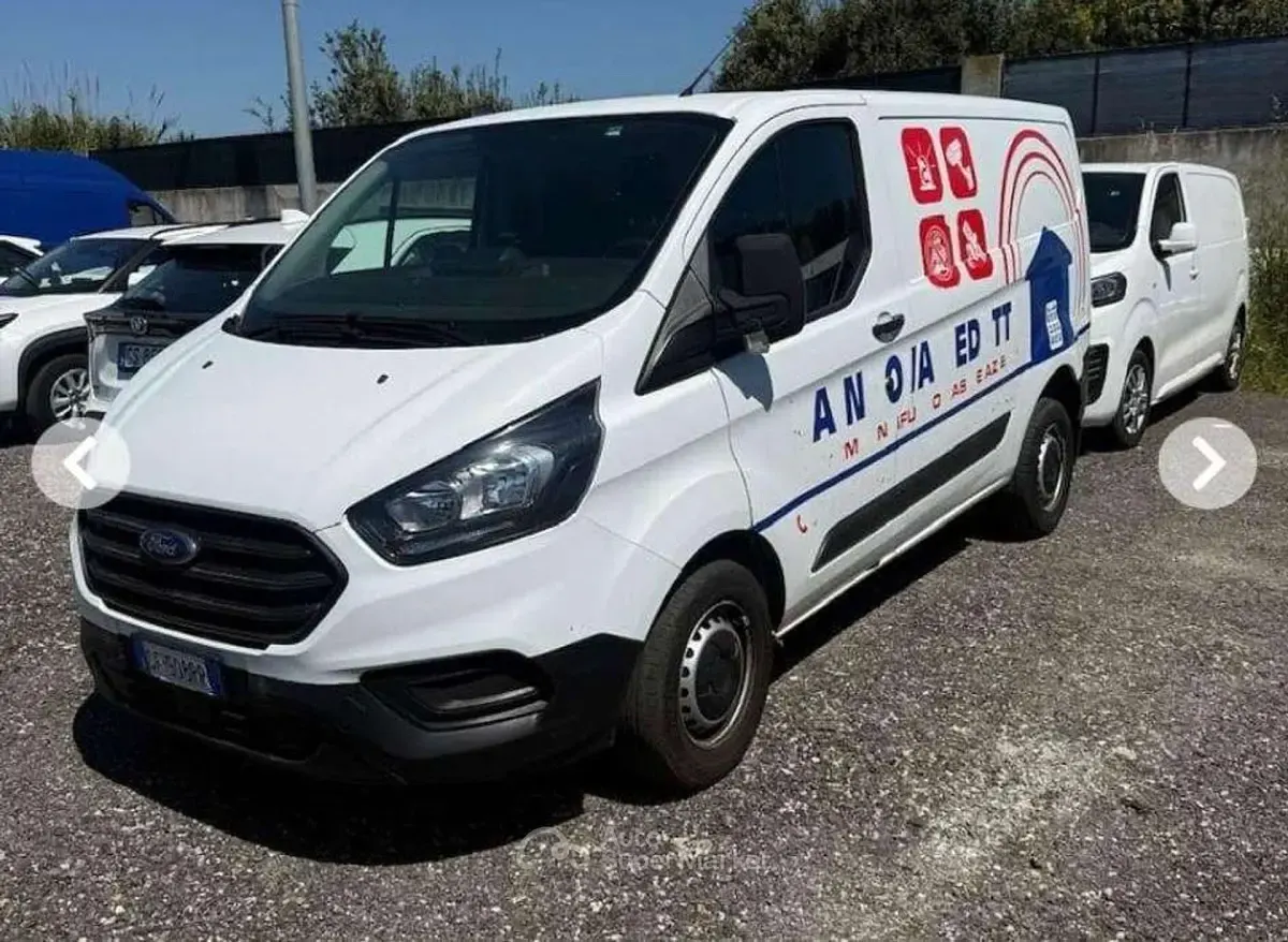 Usata Ford Transit Custom 107 CV (78 kW) 2021 Bianco Berlina