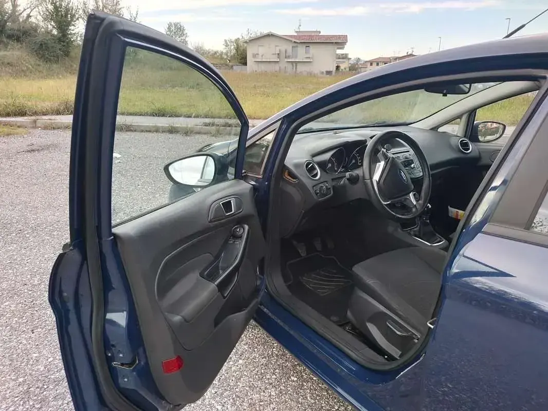 Usata Ford Fiesta 80 CV (58 kW) 2014 Utilitaria