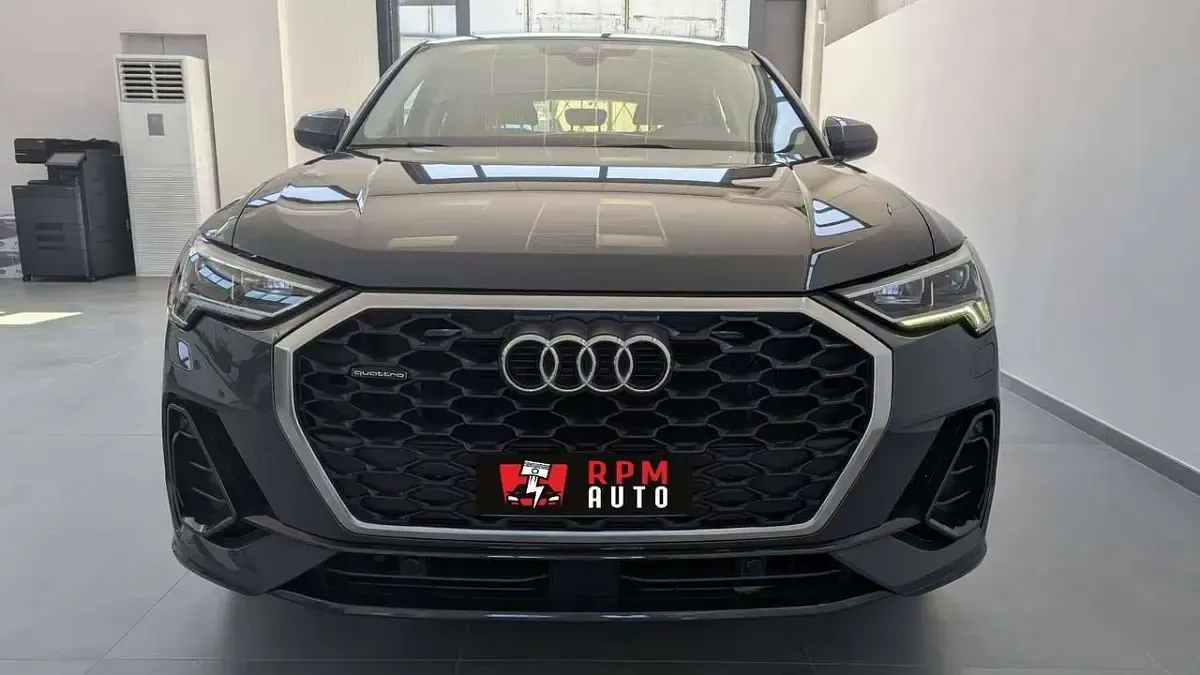 Usata Audi Q3 Sportback Business Plus 200 CV (147 kW) 2021 Grigio SUV