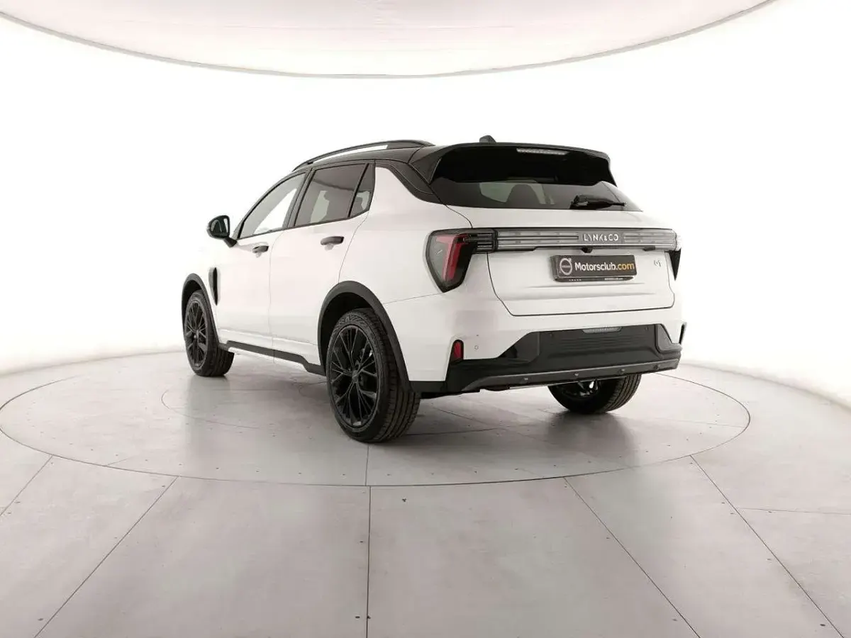 Nuova Lynk & Co 01 139 CV (102 kW) 2026 Bianco SUV
