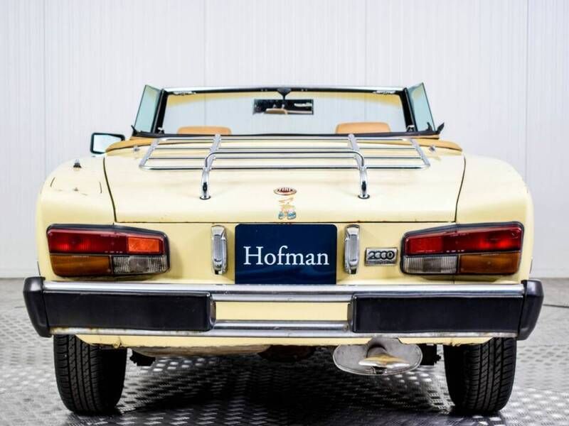 Usata Fiat 124 Spider 107 CV (78 kW) 1980 Beige Cabrio