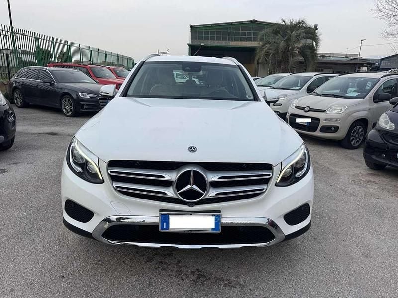 Usata Mercedes GLC220 170 CV (125 kW) 2018 Bianco SUV