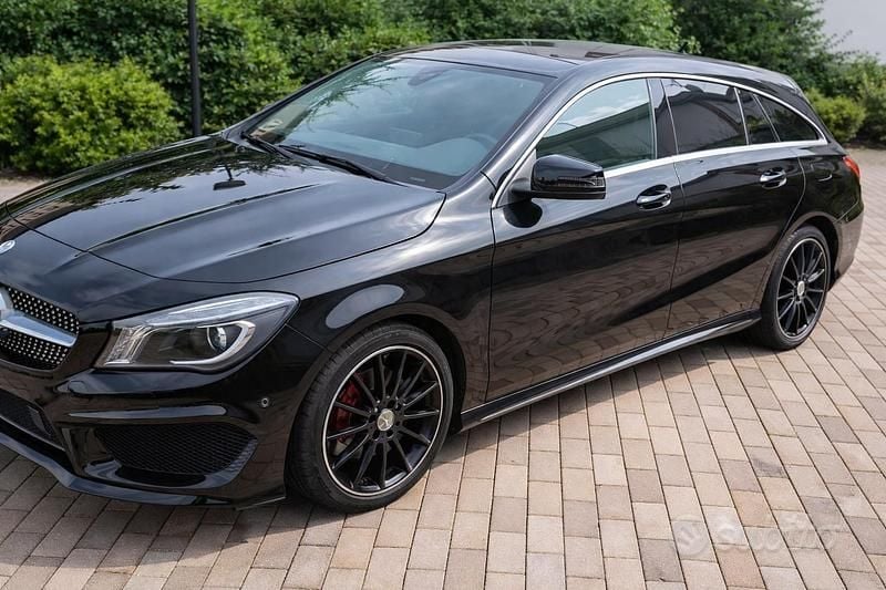 Usata Mercedes CLA200 Premium 136 CV (100 kW) 2016 Nero Station wagon