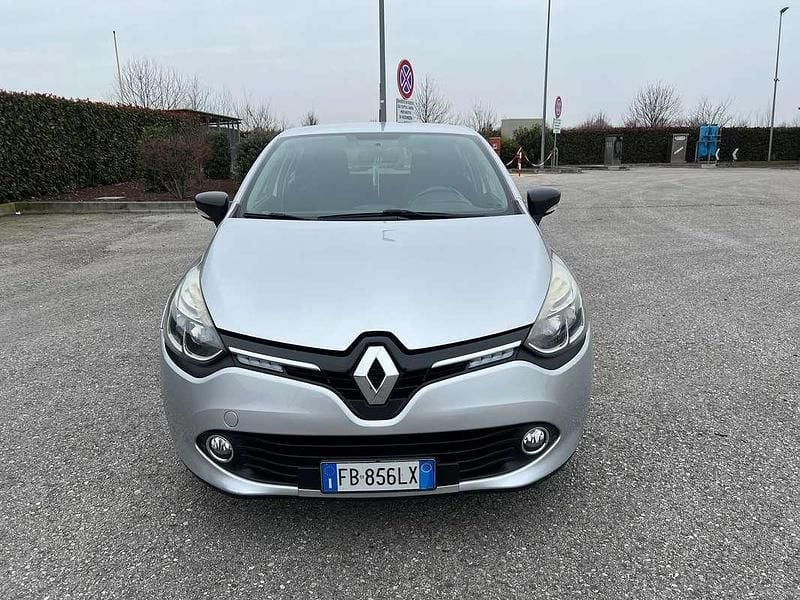 Usata Renault Clio IV 75 CV (55 kW) 2015 Grigio Berlina