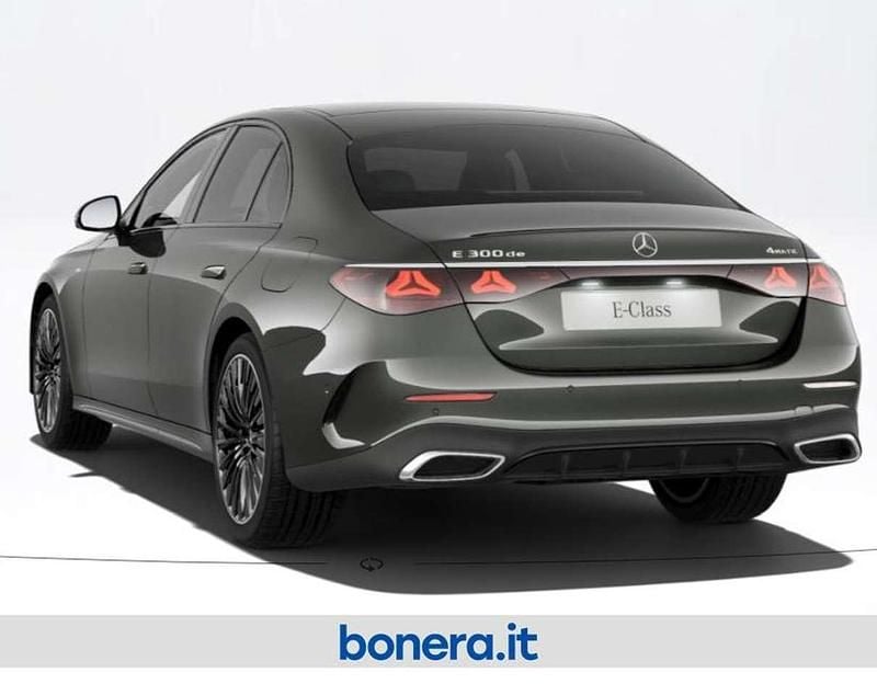 Nuova Mercedes E300 AMG Line Premium 313 CV (230 kW) 2026 Grigio grafite Berlina