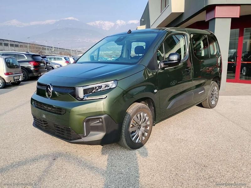 Usata Citroën Berlingo 102 CV (75 kW) 2025 Verde Monovolume