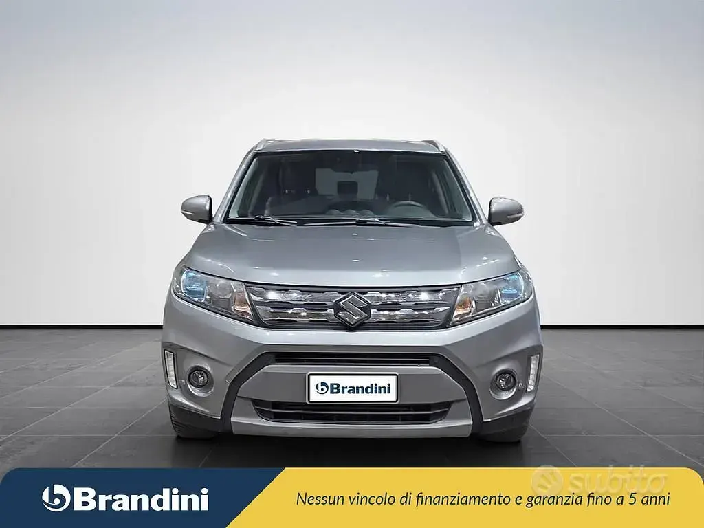 Usata Suzuki Vitara Cool 120 CV (88 kW) 2016 Grigio scuro SUV