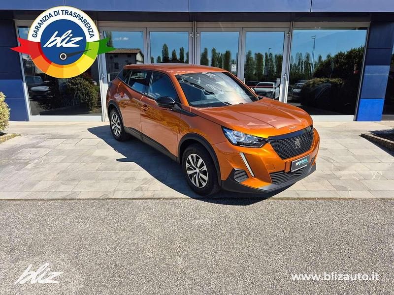 Usata Peugeot 2008 Active 101 CV (74 kW) 2023 Arancione SUV