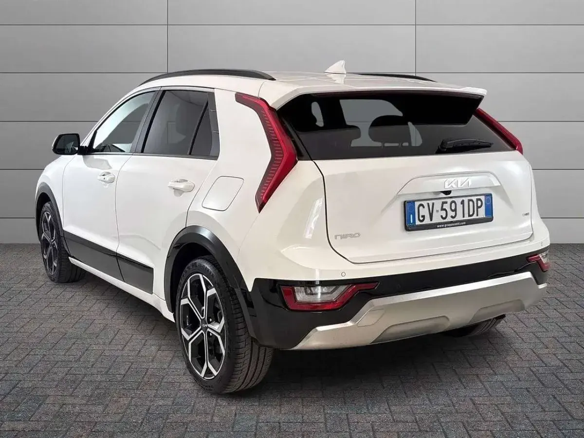 Usata Kia Niro 105 CV (77 kW) 2024 Bianco SUV