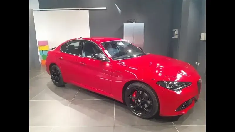 Usata Alfa Romeo Giulia Sprint Sprint 280 CV (205 kW) 2024 Rosso Coupé