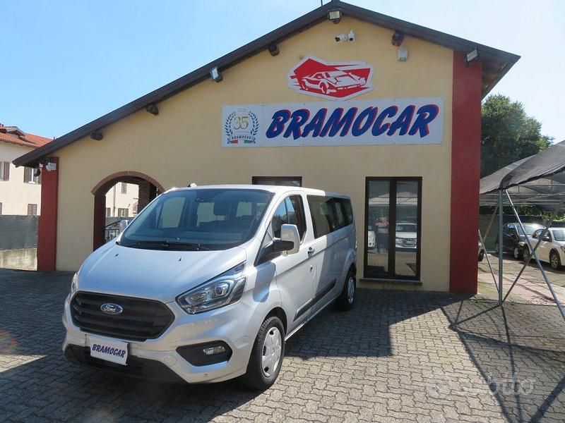 Grigio Usata 2020 Ford Transit Custom Trend Monovolume | 28.500 € (Molto cara) - Immagine 1/4