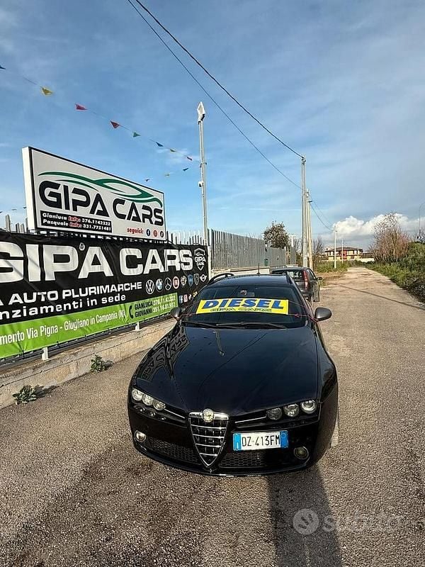 Nero Usata 2009 Alfa Romeo 159 Distinctive Station wagon | 3999 € (Ottimo prezzo) - Immagine 1/4