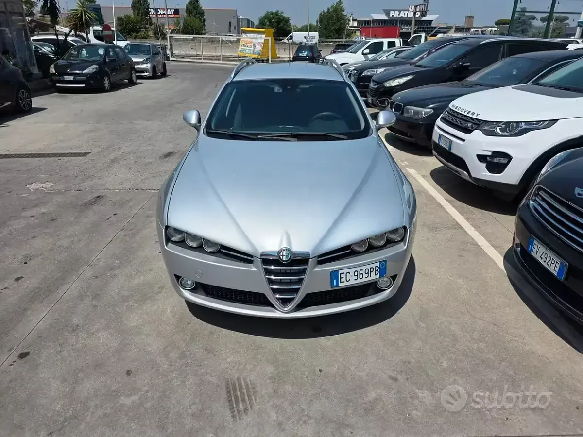 Usata Alfa Romeo 159 Distinctive 170 CV (125 kW) 2011 Grigio Station wagon