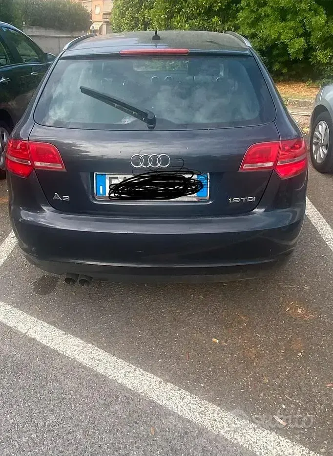 Usata Audi A3 105 CV (77 kW) 2010 Nero Utilitaria