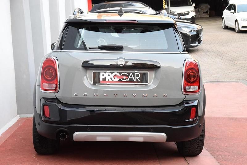 Usado Mini Countryman 116 CV (85 kW) 2018 Amarillo SUV