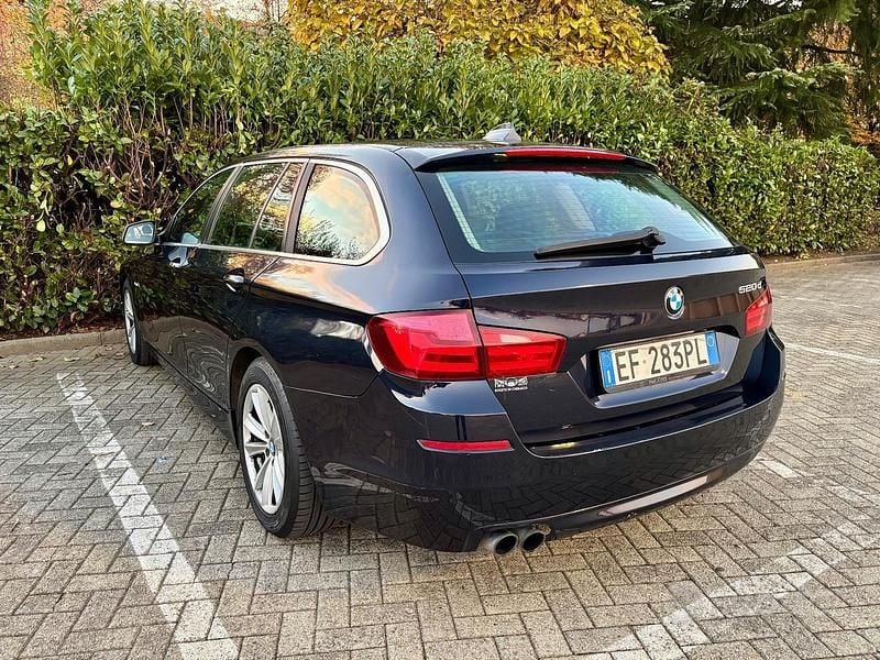 Usata BMW 520 Efficient Dynamics 184 CV (135 kW) 2010 Blu Station wagon