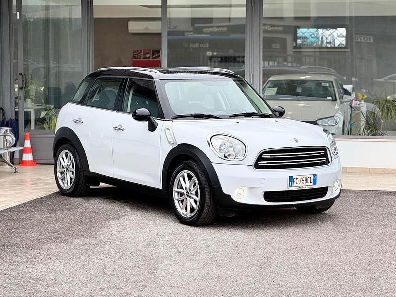 Usata Mini Cooper S Countryman 111 CV (81 kW) 2014 Bianco SUV