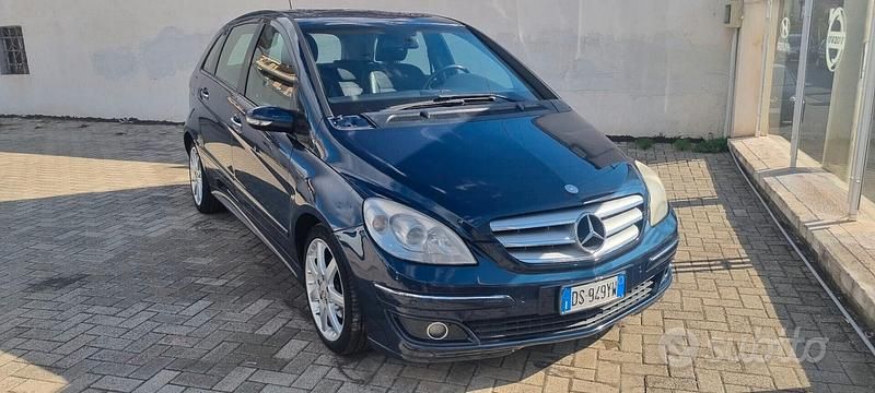 Usata Mercedes B200 Executive 140 CV (102 kW) 2009 Blu Monovolume