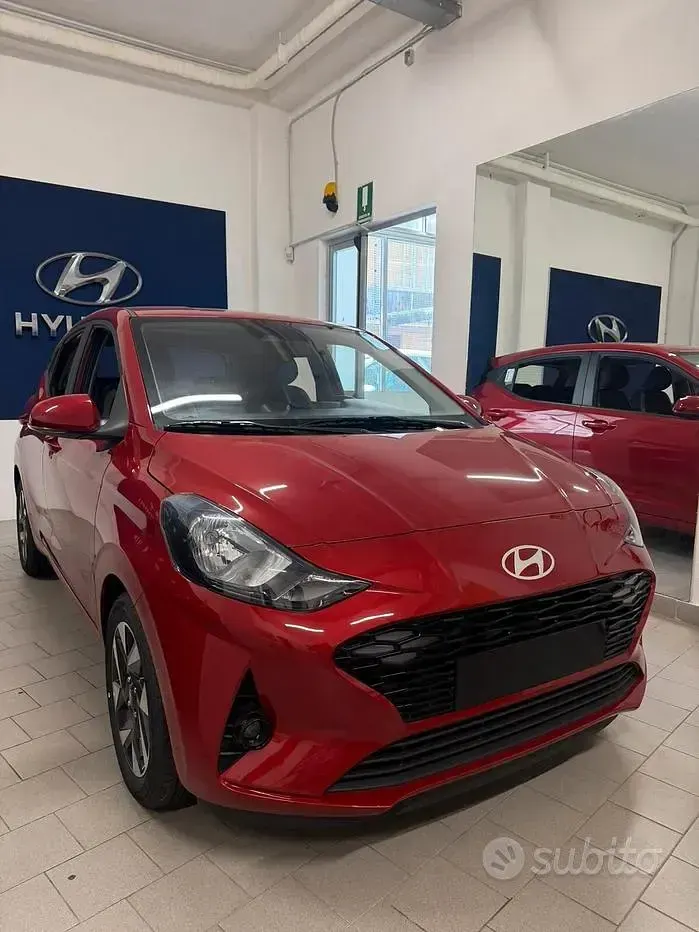 Nuova Hyundai i10 63 CV (46 kW) 2026 Grigio Utilitaria