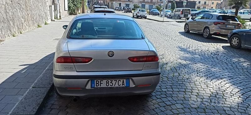 Usata Alfa Romeo 156 105 CV (77 kW) 1999 Grigio Berlina