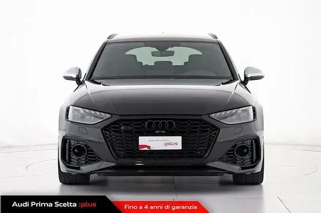 Usata Audi RS4 Competition 450 CV (330 kW) 2024 Nero sebring cristallo Station wagon
