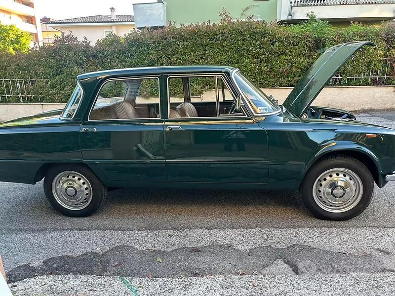 Usata Alfa Romeo Giulia 1300 Ti 1960 Verde Berlina