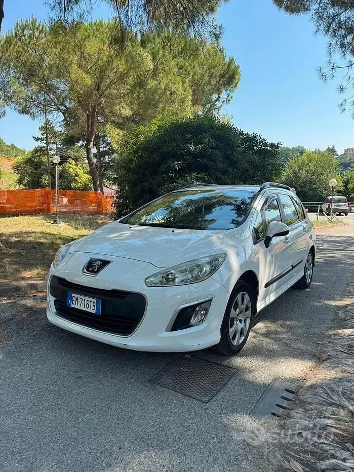 Usata Peugeot 308 Business-Line 92 CV (67 kW) 2012 Bianco Station wagon