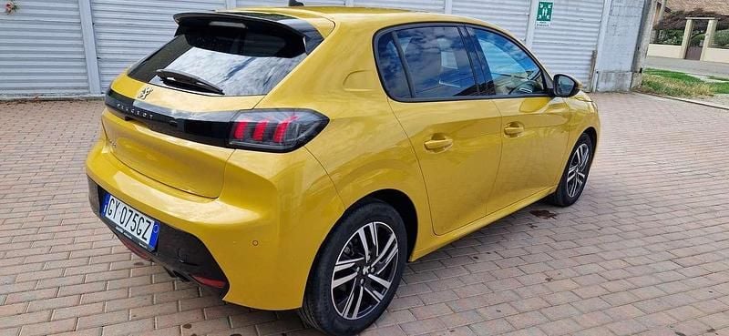 Usata Peugeot 208 Allure 101 CV (74 kW) 2021 Giallo Utilitaria