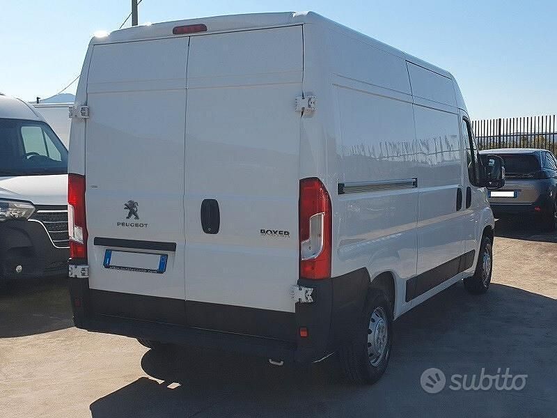 Usata Peugeot Boxer 140 CV (102 kW) 2020 Bianco Furgone